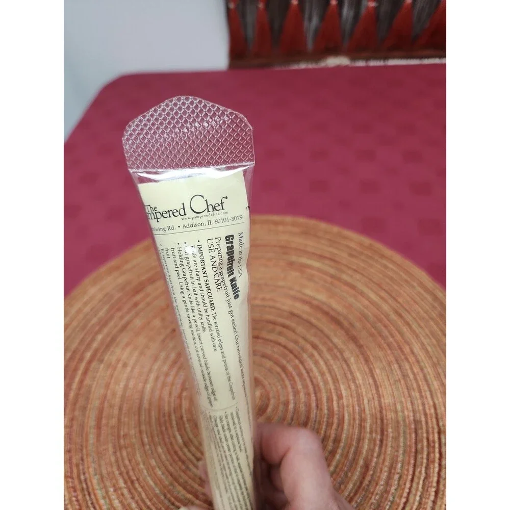 Pampered Chef  Grapefruit Knife #1265  Serrated Curved  NEW in tube